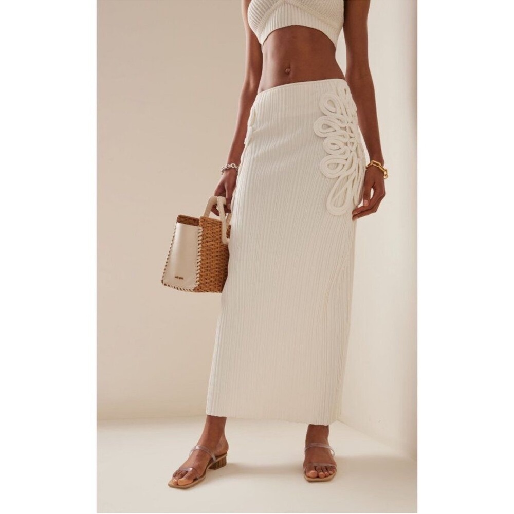 Cult Gaia Chasina Floral Appliqué Crochet Cotton Maxi
Skirt Size S - Picture 3 of 9